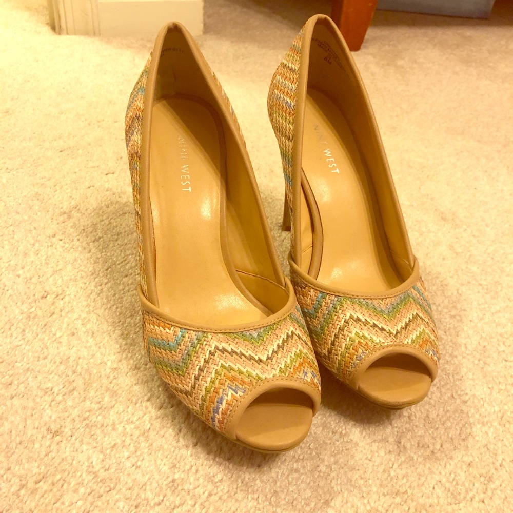 WOMENS shoes